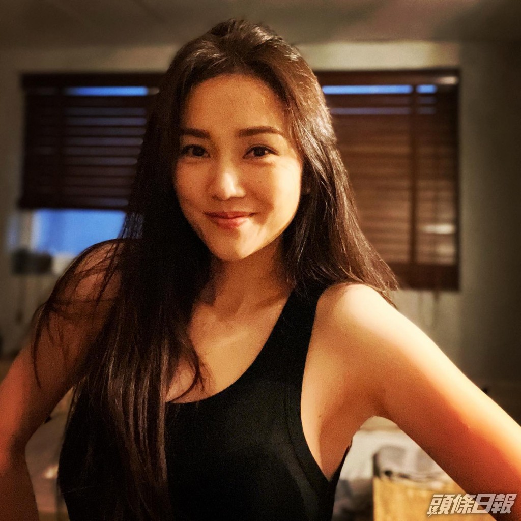 身為兩個小孩的媽媽，謝安琪身形依然好fit，仍是網民心中的女神。